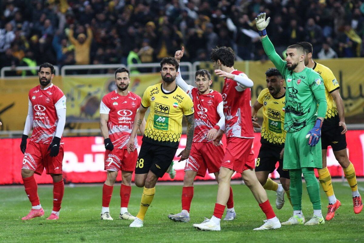 سروش رفیعی بازیکن تیم فوتبال پرسپولیس