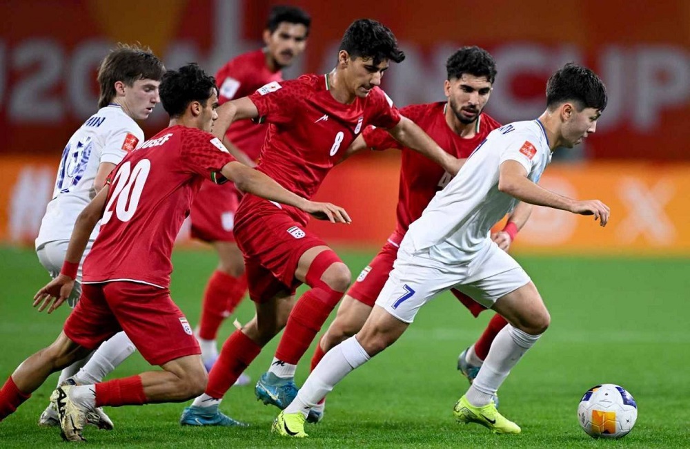 تیم فوتبال جوانان ایران در مقابل ازبکستان