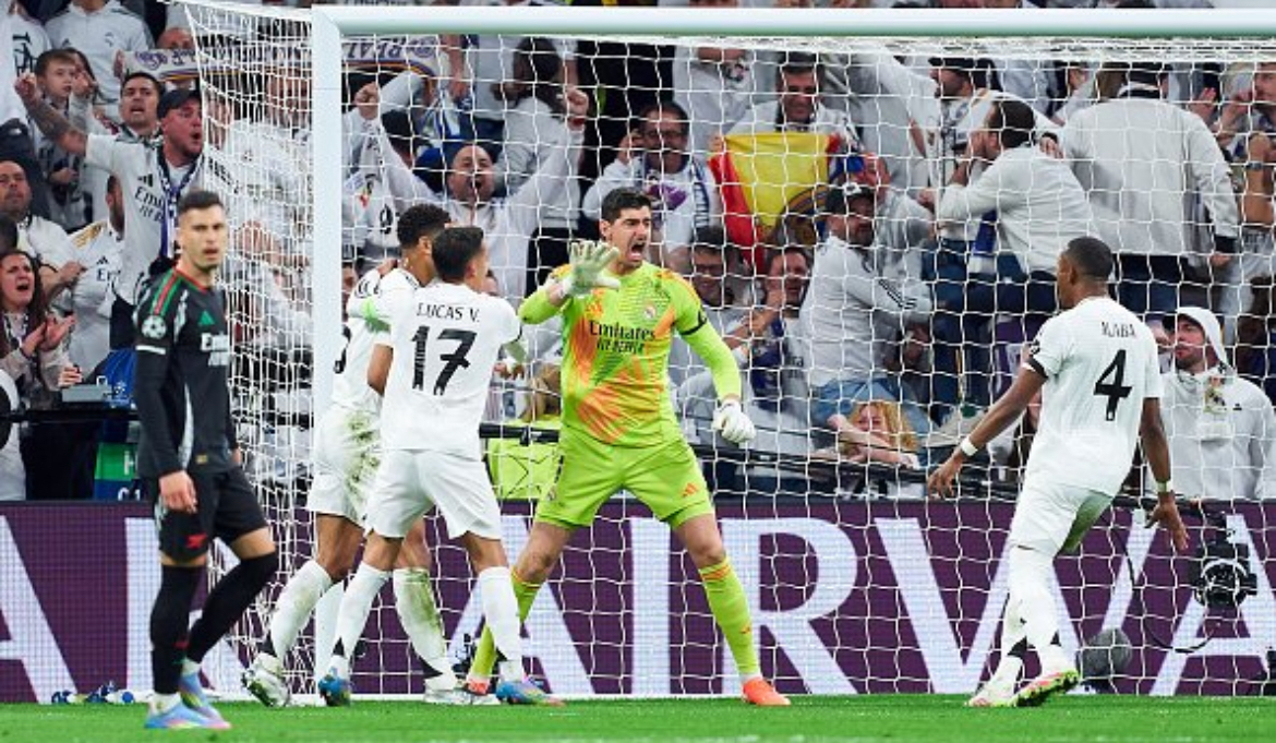 تیبو کورتوا / دروازه‌بان بلژیکی رئال مادرید اسپانیا