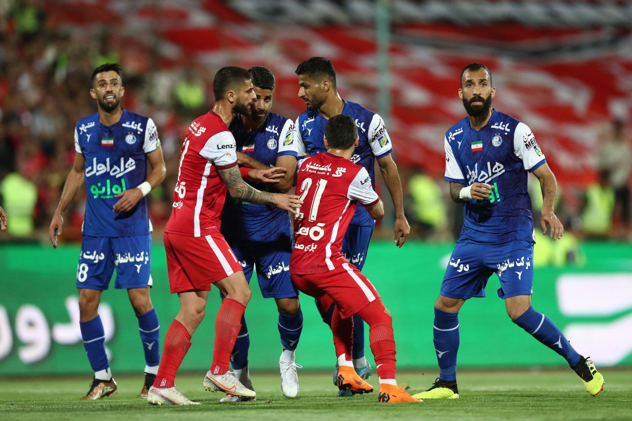 استقلال و پرسپولیس در جدال دربی تهران