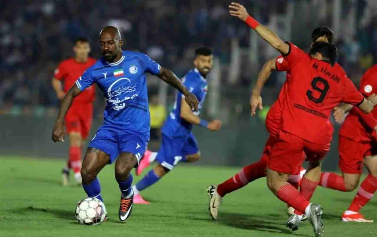 استقلال و تراکتور- لیگ برتر ایران