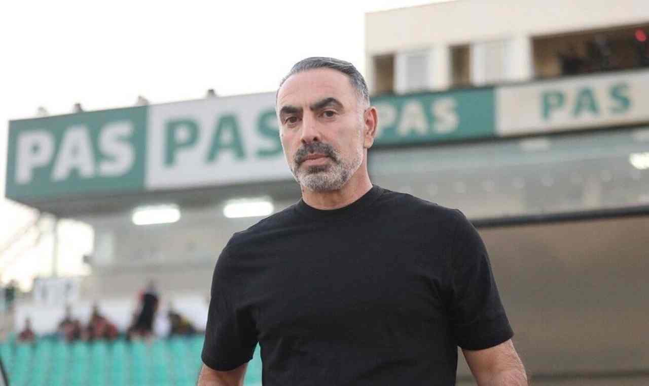 محمود فکری- سرمربی فوتبال- لیگ برتر ایران