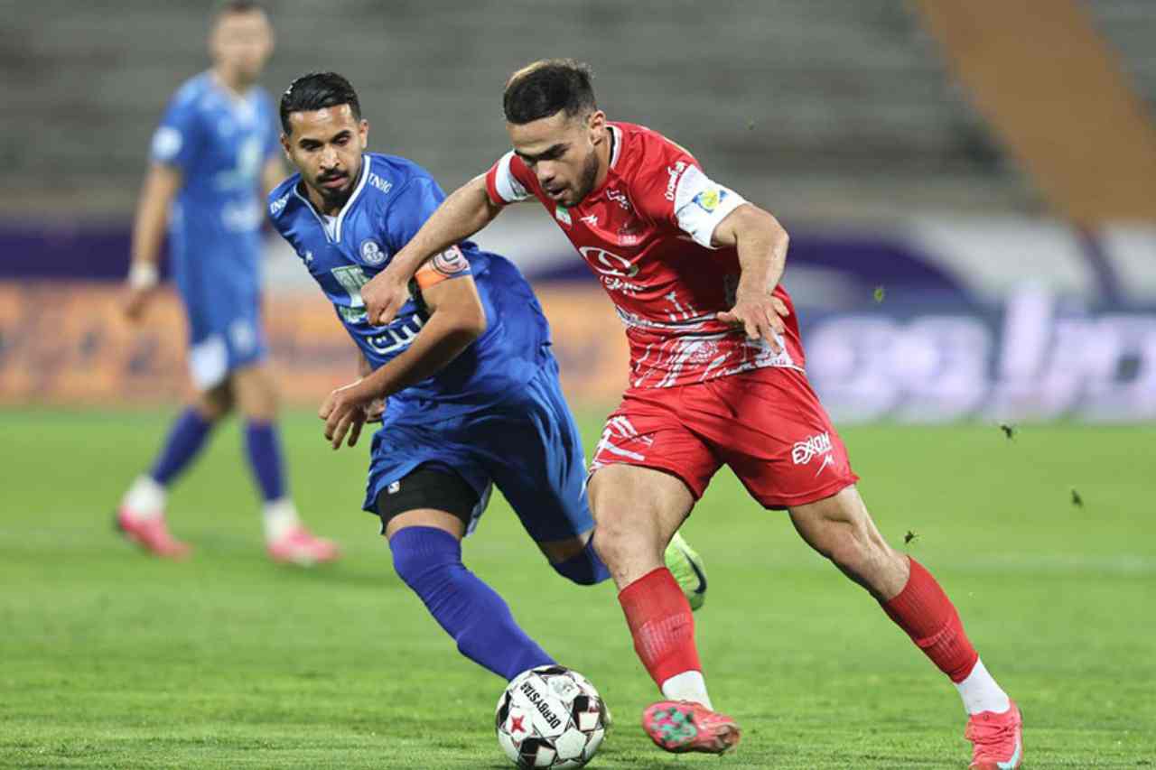 اوستون اورونوف- پرسپولیس