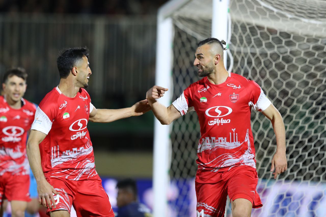 سرداردورسون- علی علیپور- پرسپولیس- لیگ برتر ایران- چادرملو اردکان