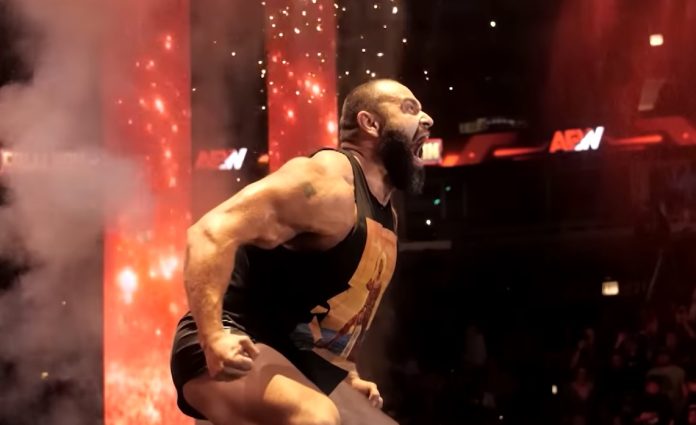 روسف، ستاره سابق کشتی کج و WWE که با نام میرو در AEW فعالیت می‌کرد
