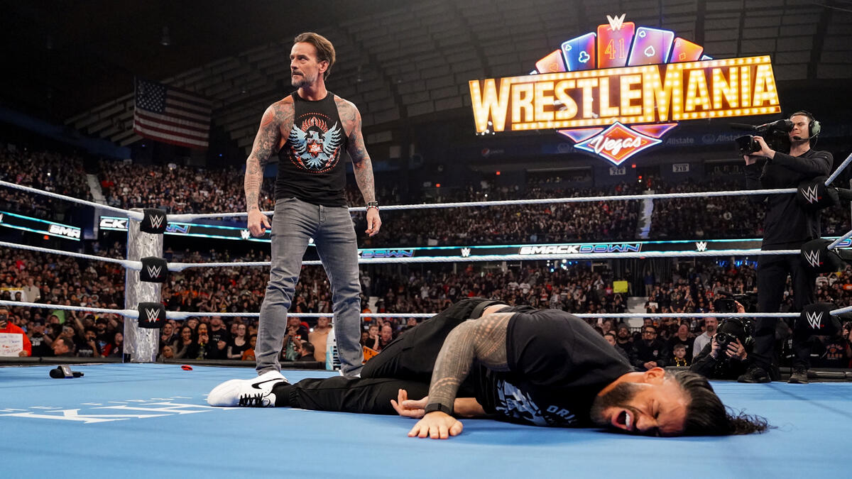 ستارگان کشتی کج و WWE در شوی اسمکداون