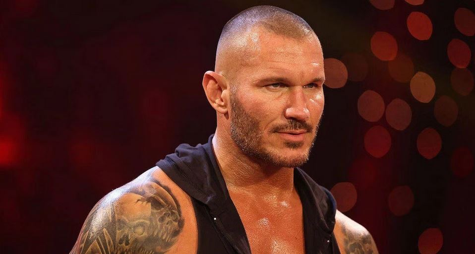 رندی اورتن، ستاره کشتی کج و WWE
