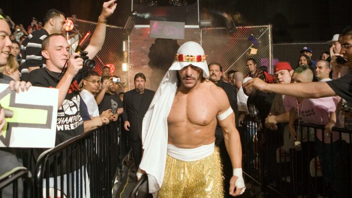 سبو، اسطوره کشتی کج و کمپانی‌های WWE و ECW و AEW و TNA