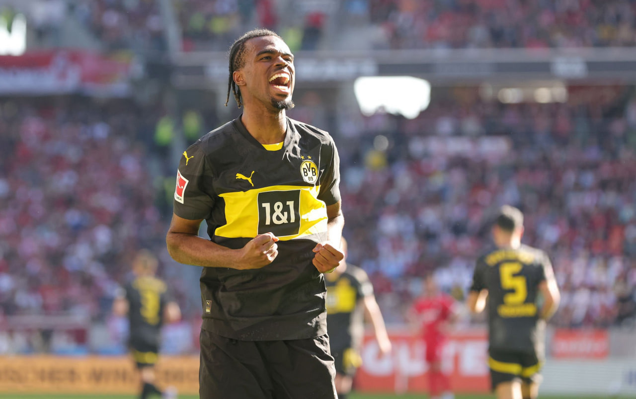 کارنی چوکووئمکا در بازی فرایبورگ و دورتموند در بوندسلیگا؛ فصل 25-2024