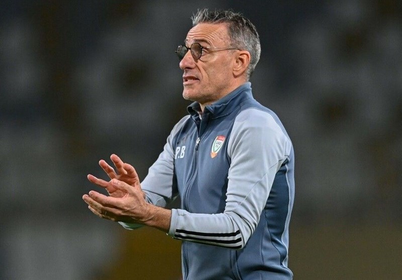 عکس از پائولو بنتو سرمربی تیم ملی امارات