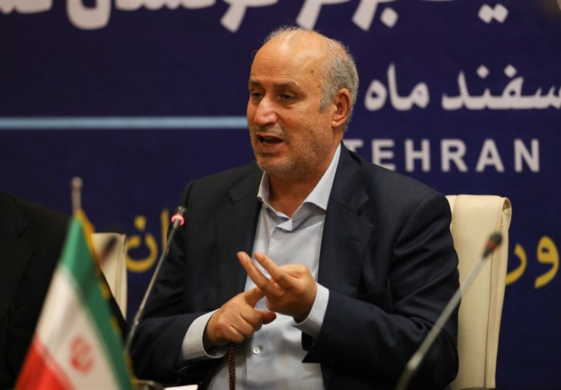 عکس از مهدی تاج رییس فدراسیون فوتبال