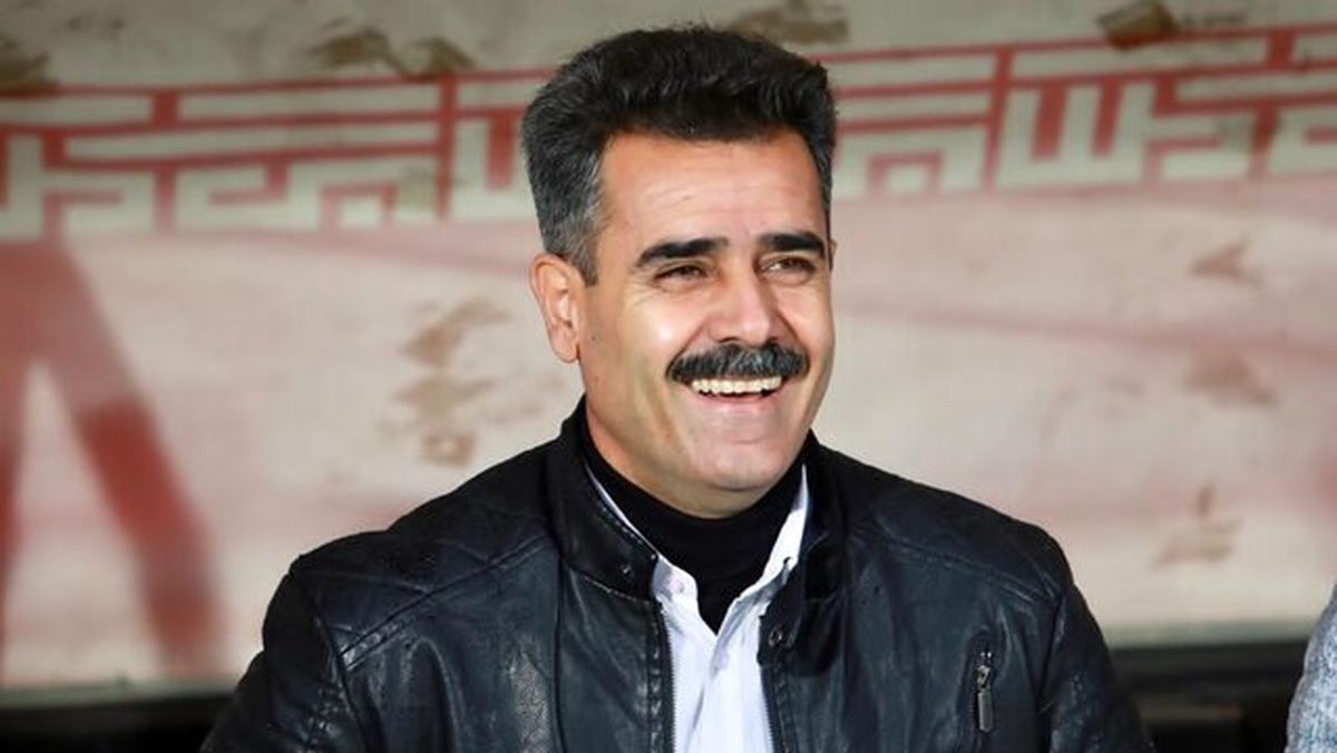 عکس از سیروس پورموسوی سرمربی مس رفسنجان
