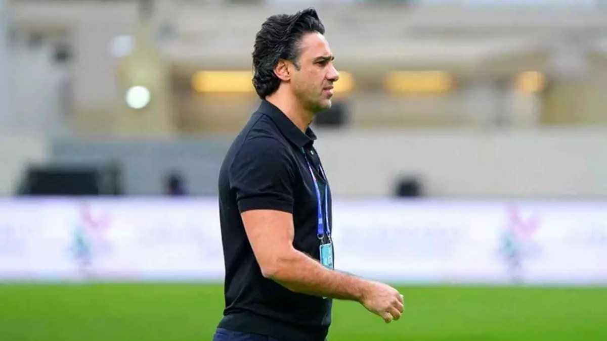 عکس از فرهاد مجیدی سرمربی ایرانی البطائح