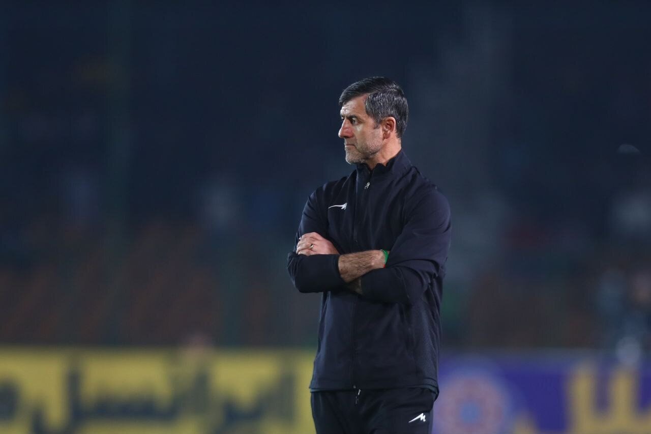 عکس از کریم باقری سرمربی موقت سابق پرسپولیس 