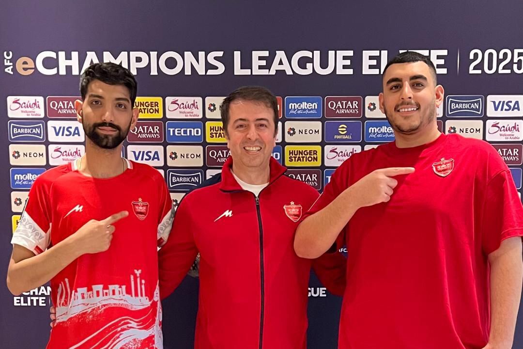 عکس از بازیکنان پرسپولیس در جام Efootball لیگ نخبگان آسیا