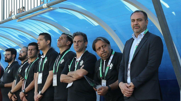 عکس از رضا رهقی مدیر پیکان