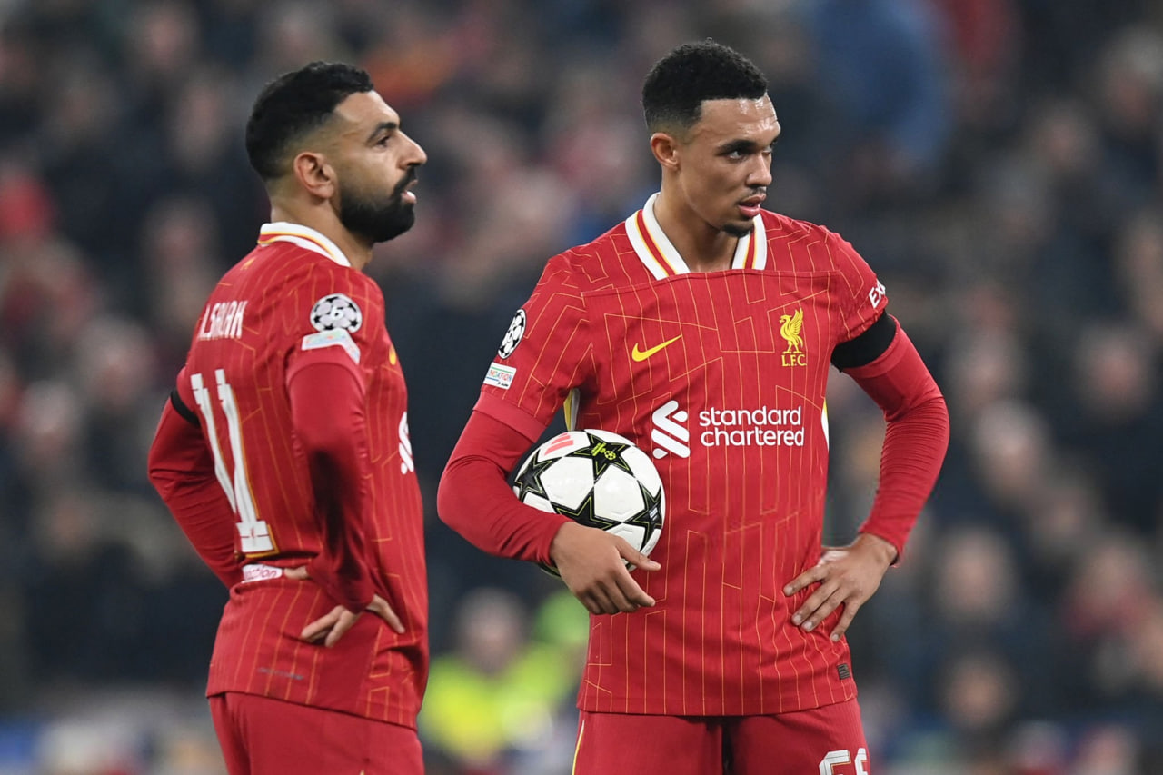 ترنت الکساندر آرنولد و محمد صلاح در پیراهن لیورپول 