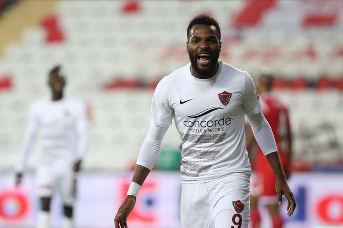 آرون بوپندزا-گزینه مدنظر پرسپولیس