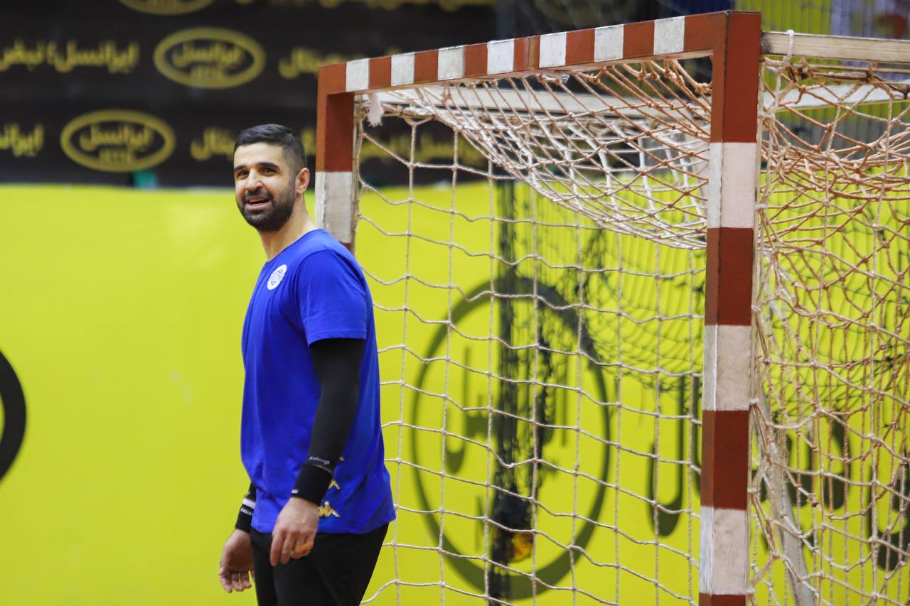 سعید برخورداری-دروازبان تیم ملی هندبال