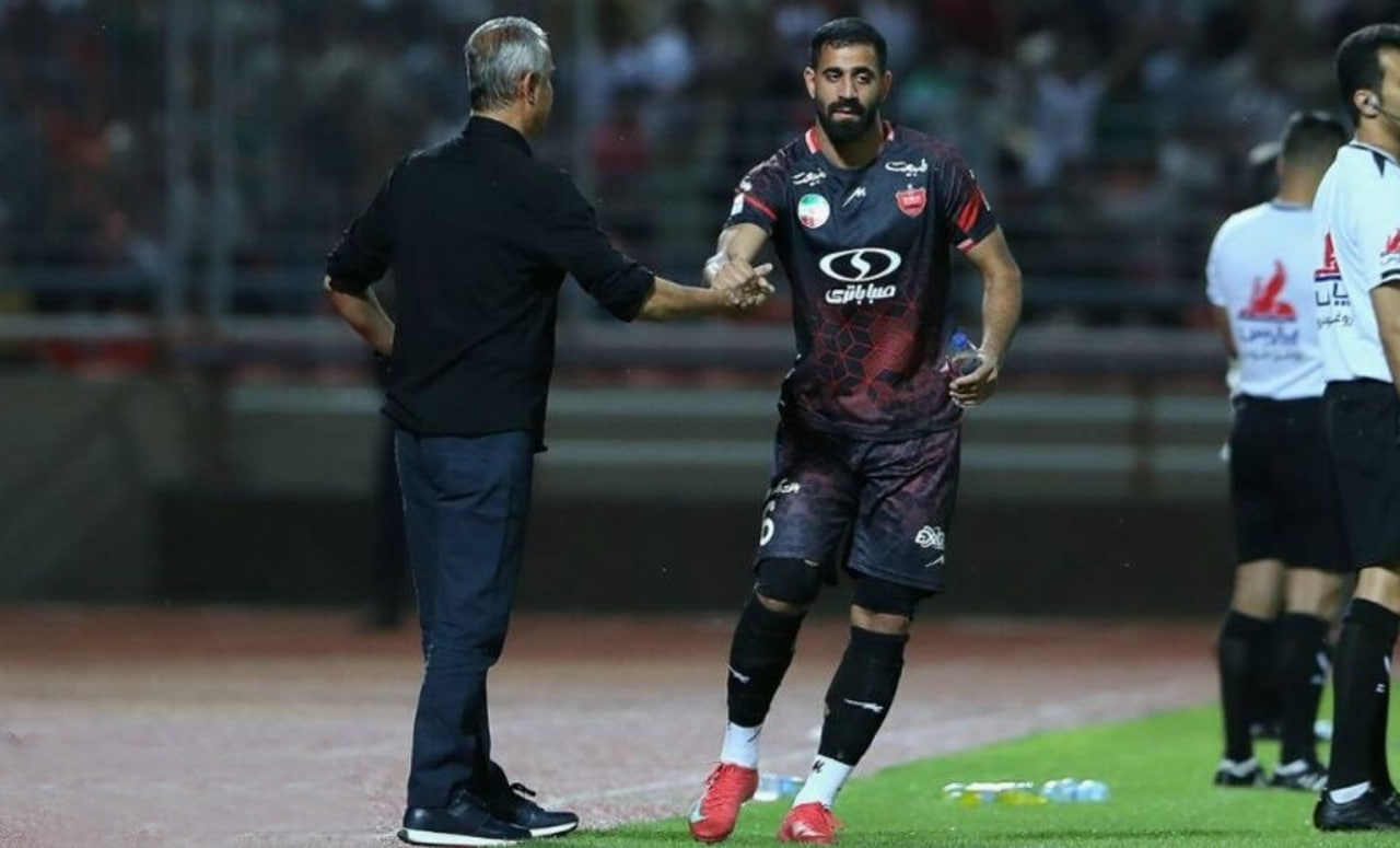 محمدحسین کنعانی زادگان مدافع پرسپولیس و تیم ملی ایران - اسماعیل کارتال سرمربی پرسپولیس - سرمربی ترکیه‌ای - سرمربی سابق فنرباغچه