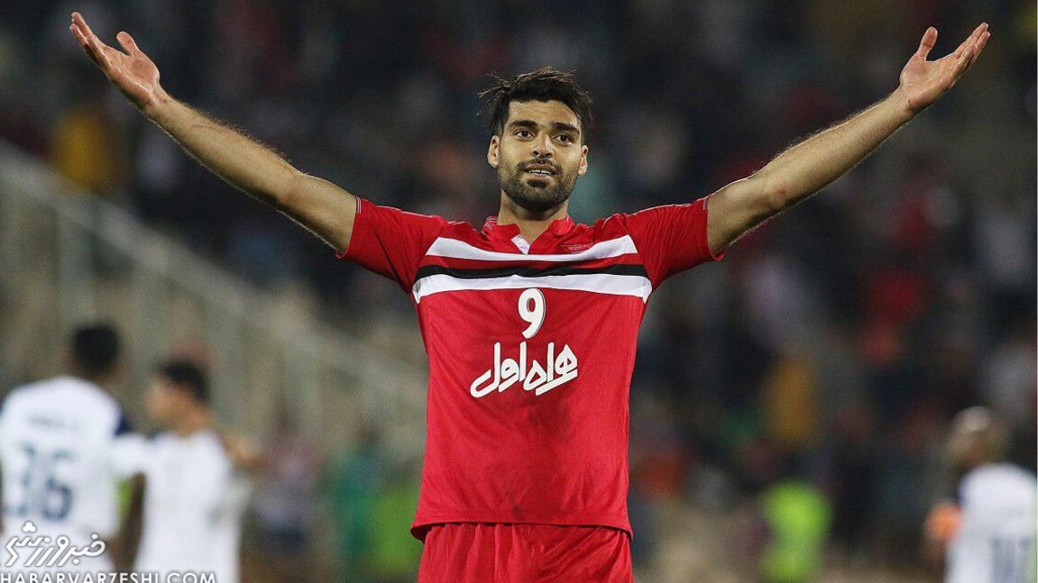 مهدی طارمی با پیراهن پرسپولیس
